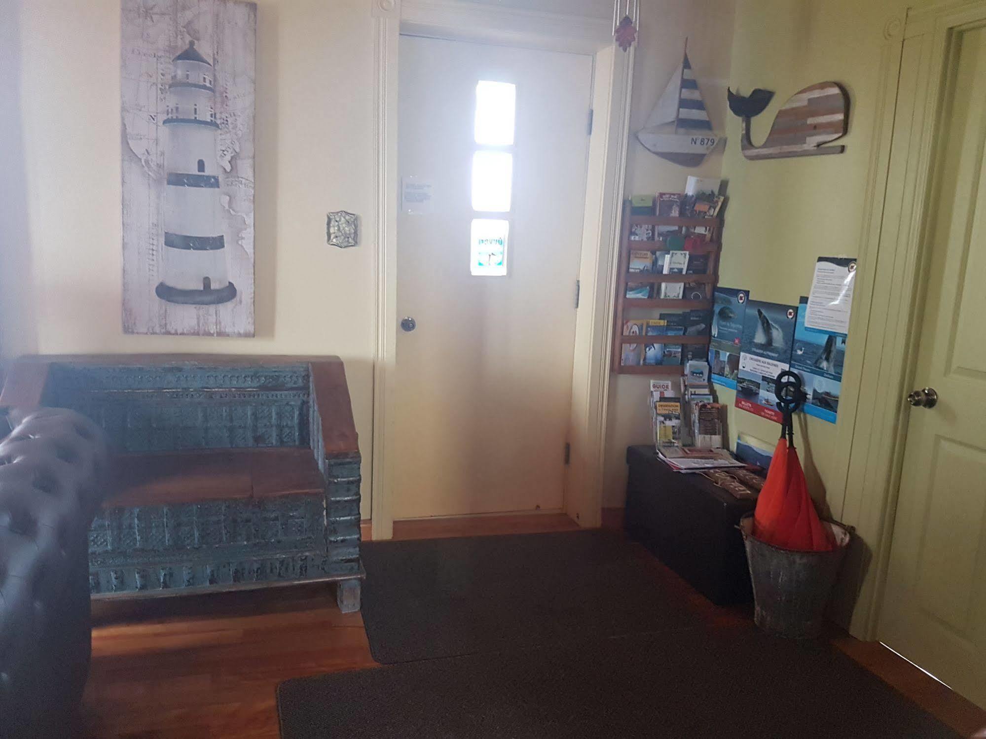 Gite au Vieux Pommier Tadoussac Extérieur photo